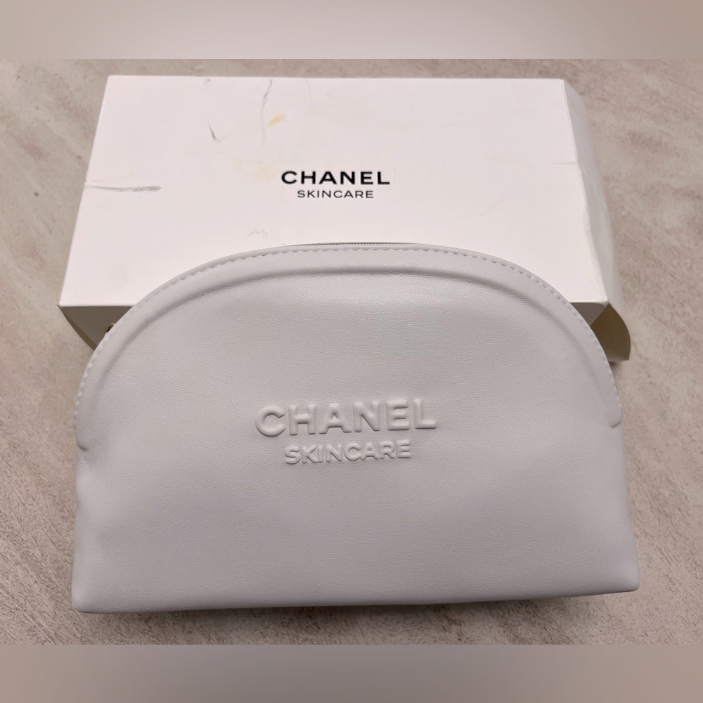 Chanel‎ White Skincare Pouch